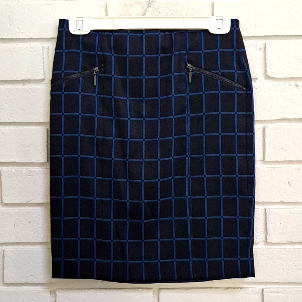 NWOT Alfani Black/Blue Zip Pockets Skirt Size 2P
